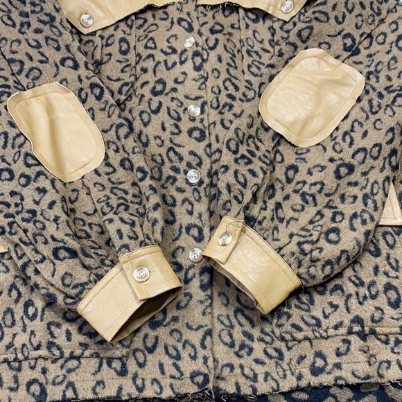 POL Cheetah Print Button Up Jacket Size Large - Picture 7 of 7